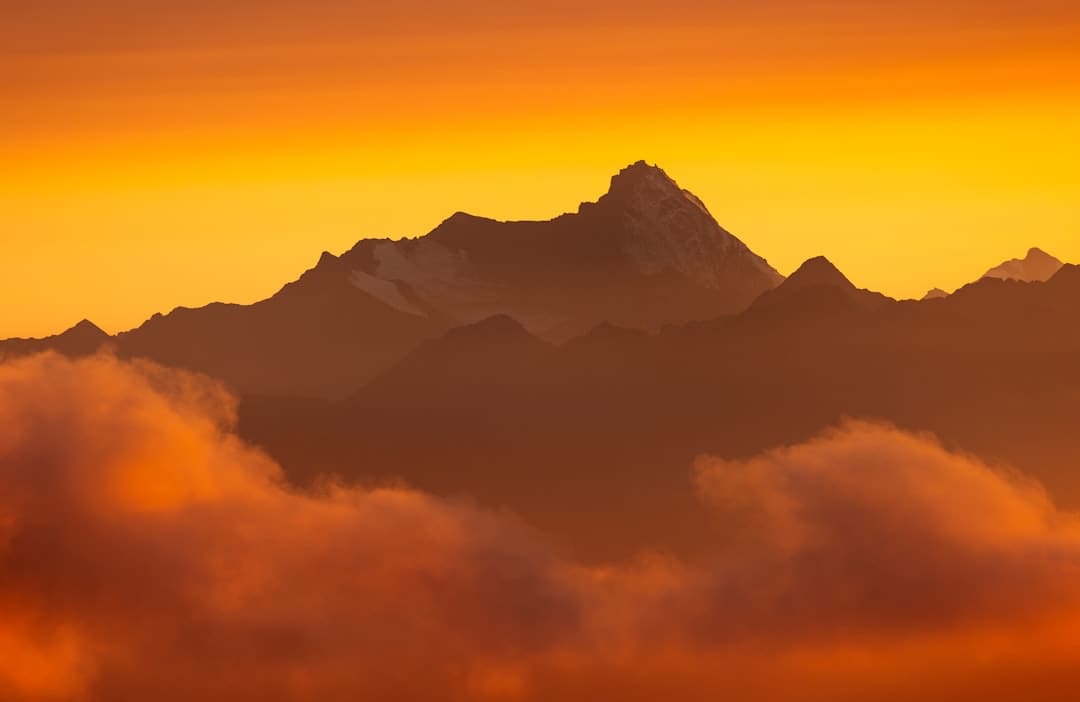 《有朵云像你》今天上映 四大亮点相邀浪漫七夕观影助力约会表白
